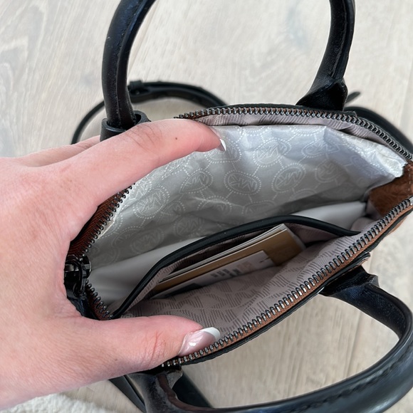 NWT Michael Kors XS satchel - Picture 9 of 9